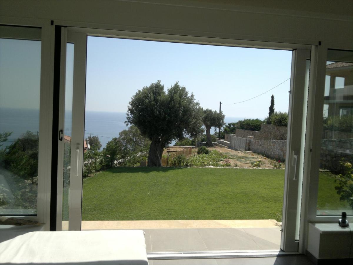 Villa With Aegean Views Akhladheri Bagian luar foto